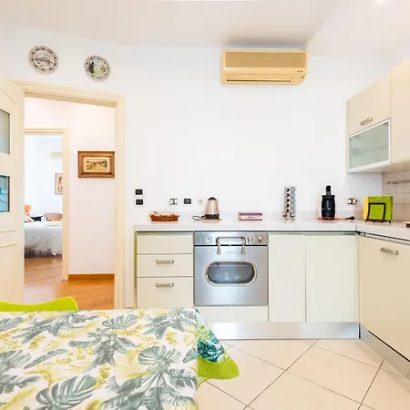 Casa Dante Center Daire Bari